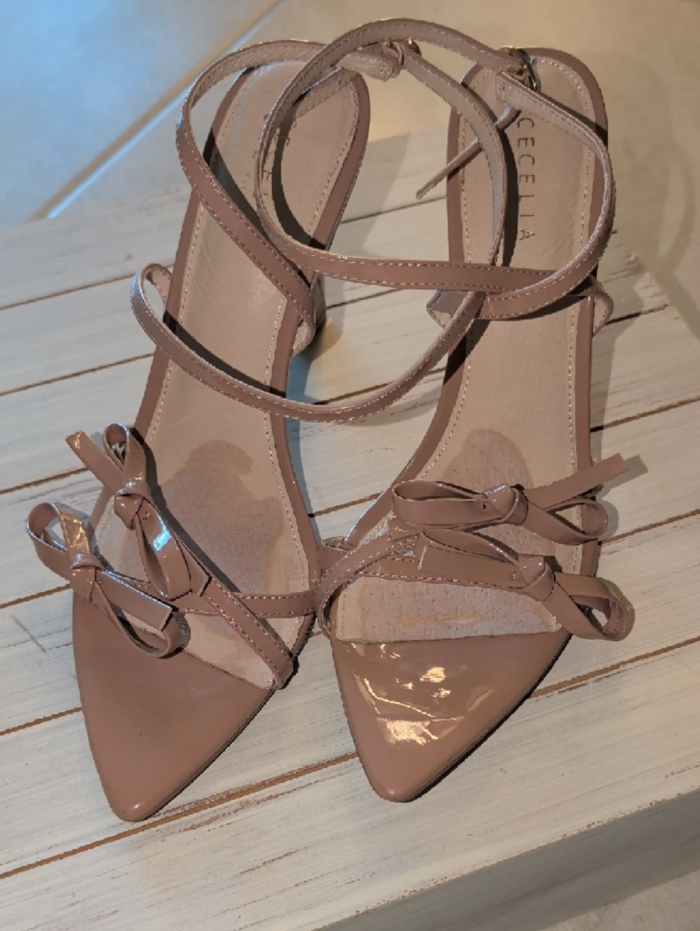 CECELIA NEW YORK Taupe Bow Ankle-Strap Heels 10